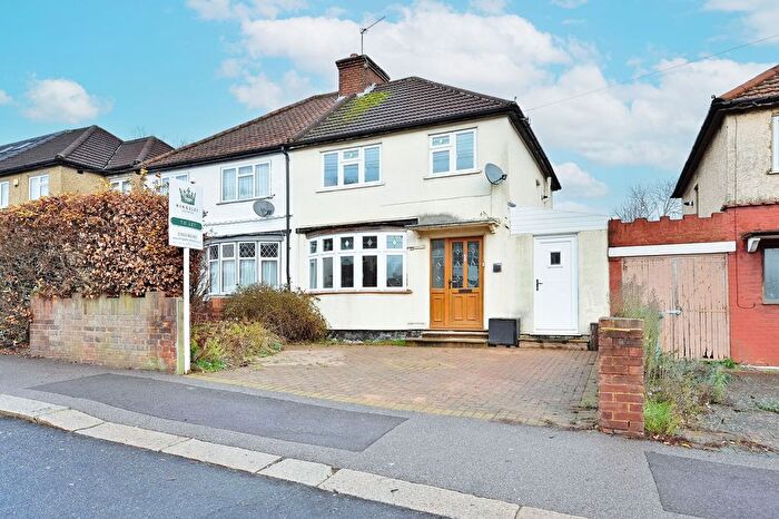3 Bedroom Semi Detached House To Rent In Beechwood Rise, Watford, WD24