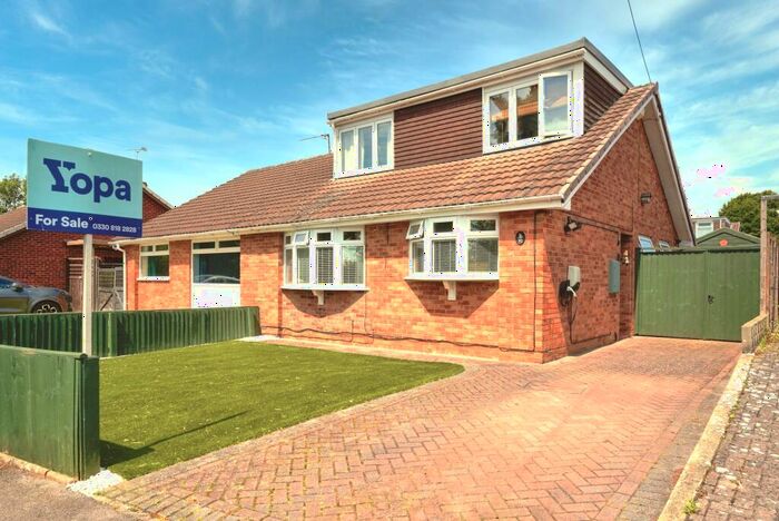 4 Bedroom Semi-Detached House For Sale In Henley Road, Cheltenham, GL51