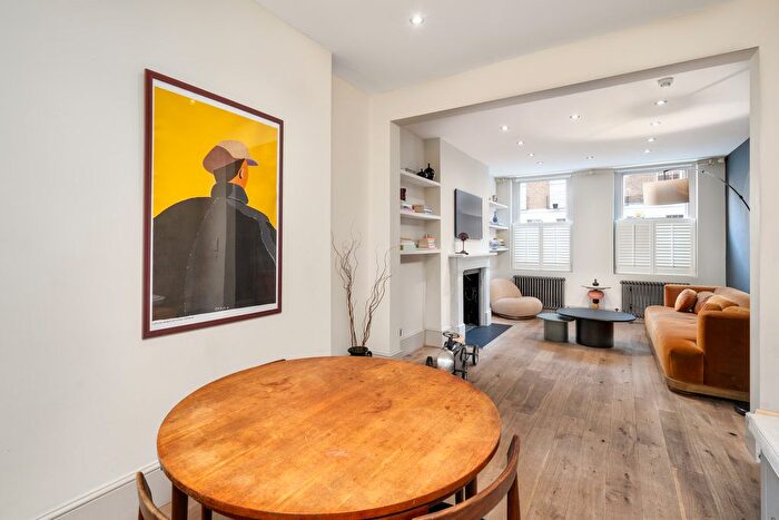 2 Bedroom Flat To Rent In Upper Montagu Street, London, W1H