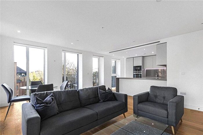 2 Bedroom Flat To Rent In Ariel House, Wapping, E1W