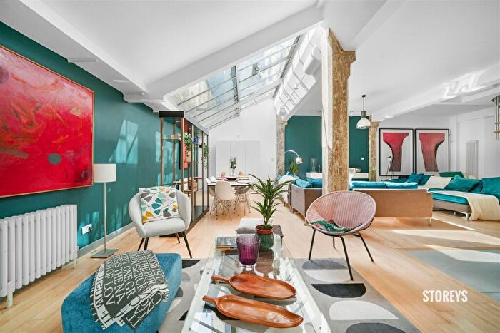 5 Bedroom Duplex To Rent In New Inn Street, Shoreditch, EC2A