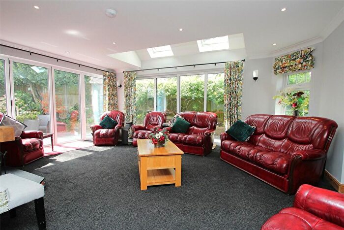 4 Bedroom Detached House For Sale In Blackbrook Park Avenue, Fareham, Hampshire, PO15