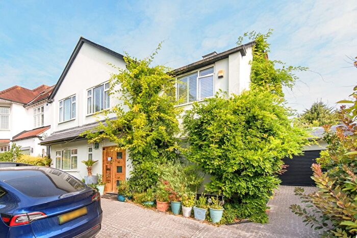 6 Bedroom Detached House For Sale In Friern Watch Avenue, North Finchley, London, N12