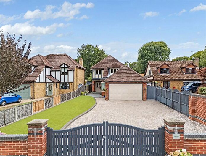 4 Bedroom Detached House For Sale In Southlands Road, Crays Hill, Billericay, Essex, CM11