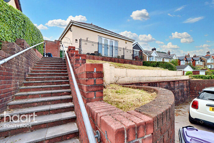 2 Bedroom Detached Bungalow For Sale In Usk Road, Pontypool, NP4