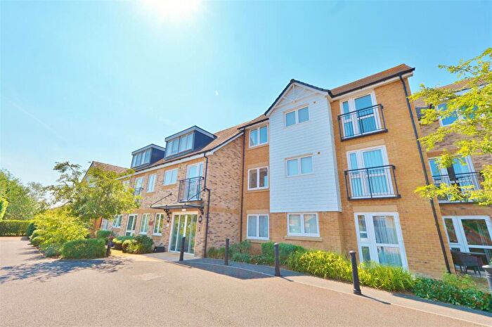 2 Bedroom Retirement Property For Sale In Reedham Road, Burnham, SL1
