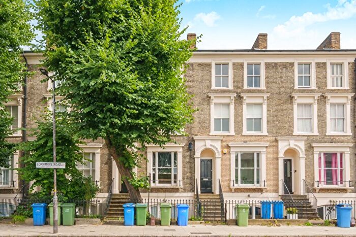 2 Bedroom Flat To Rent In Lorrimore Road Kennington, SE17