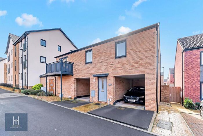 2 Bedroom Coach House For Sale In Normead Drive, Yate, BS37