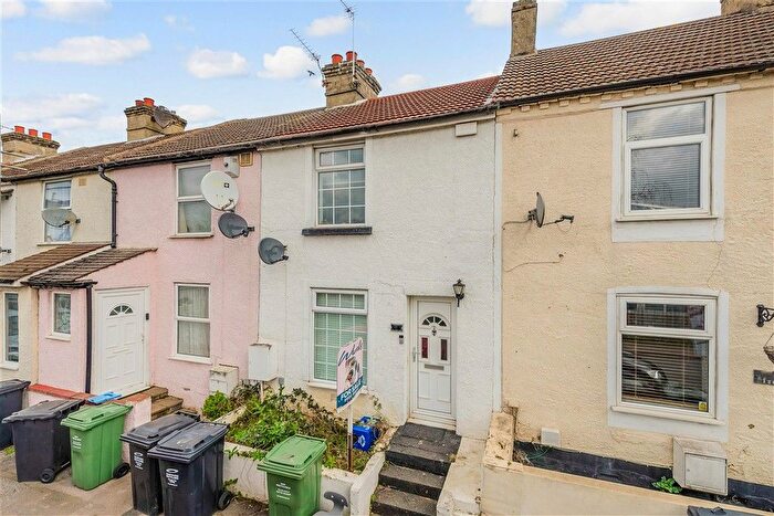 2 Bedroom Terraced House For Sale In Craylands Lane, Swanscombe, Kent, DA10