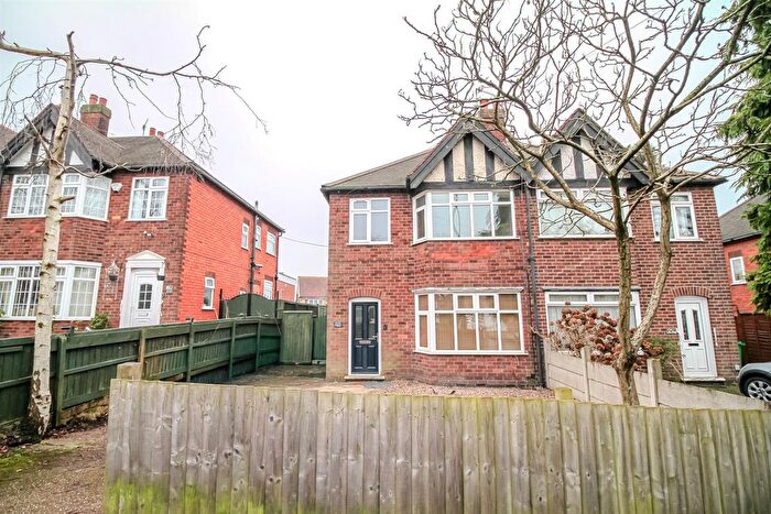3 Bedroom Semi Detached House To Rent In Perry Road, Nottingham, NG5