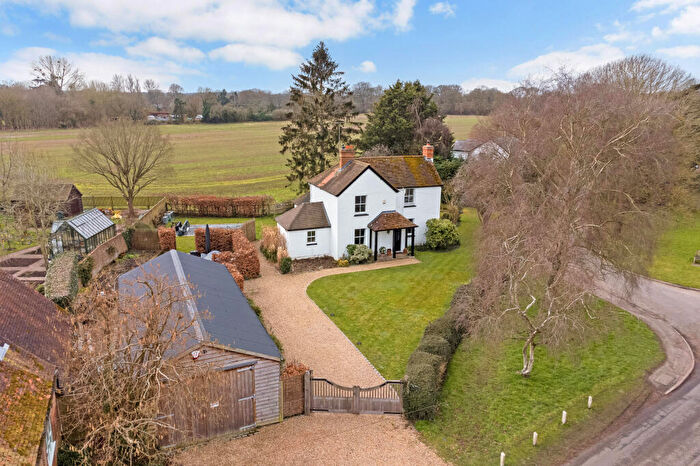 3 Bedroom Detached House For Sale In Milley Road, Waltham St. Lawrence, RG10
