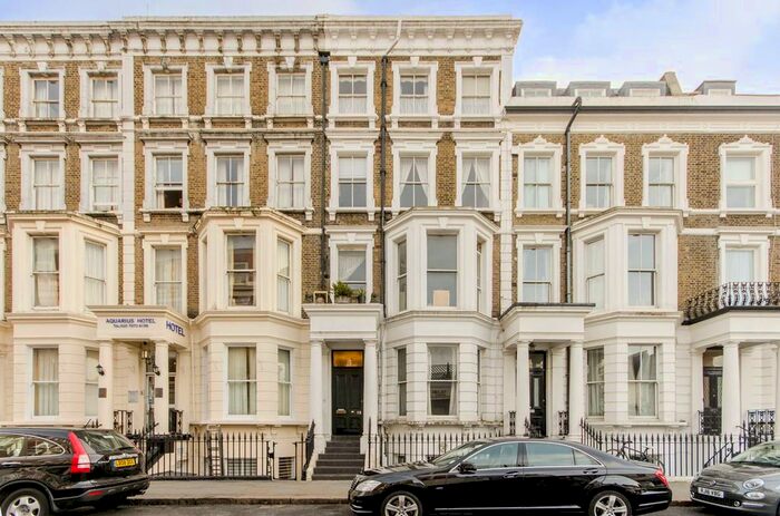 2 Bedroom Flat To Rent In Hogarth Road, Earls Court, London, SW5