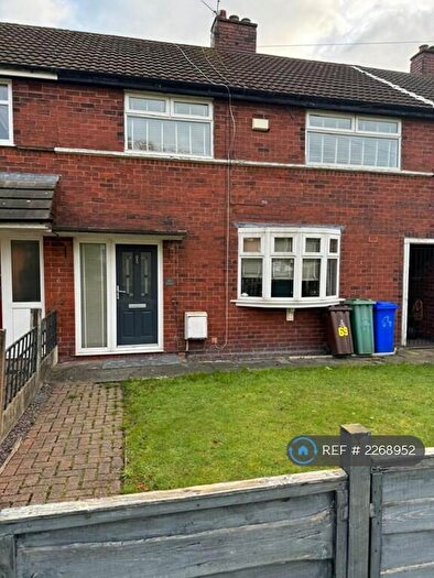 3 Bedroom Terraced House To Rent In Downshaw Road, Ashton-Under-Lyne, OL7