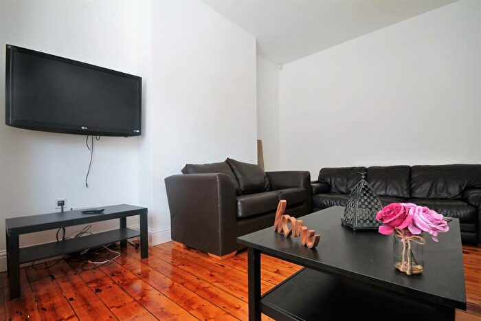 8 Bedroom Terraced House To Rent In Sunbury Avenue, Jesmond, NE2