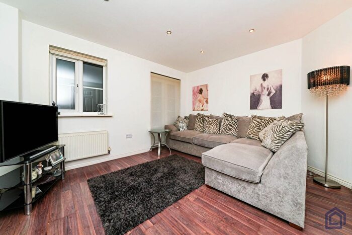 3 Bedroom Flat For Sale In Flat, Ellis Court, Merlin Road, Birkenhead, CH42
