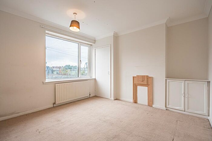 2 Bedroom Apartment To Rent In Alexander Avenue, Falkirk, Stirling, FK2