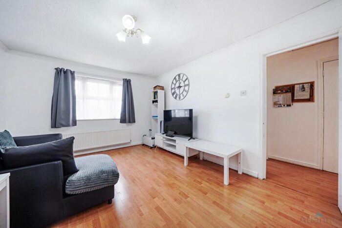 2 Bedroom Flat For Sale In Lupin Crescent, ILford, Essex, IG1