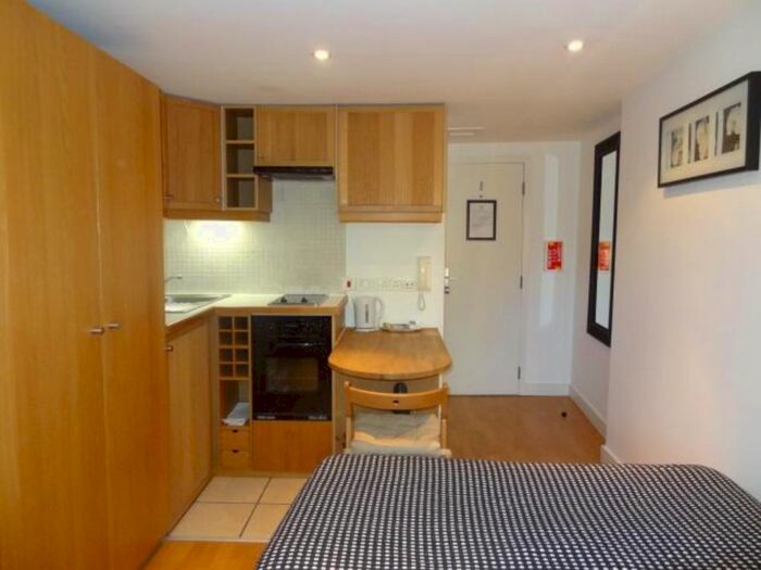 Studio To Rent In Cartwright Gardens, London, WC1H