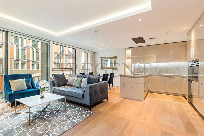 1 Bedroom Flat To Rent In Savoy House, Strand, WC2R