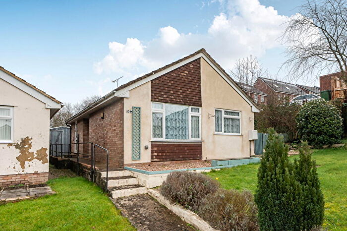 2 Bedroom Detached House For Sale In Lakeside Avenue, Lydney, GL15