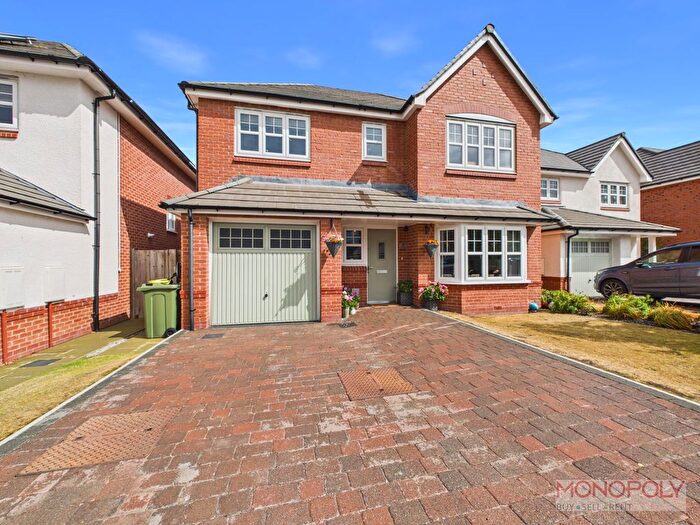 4 Bedroom Detached House For Sale In Hill Field Gardens, Holt, LL13
