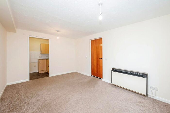 1 Bedroom Retirement Property To Rent In Cavendish Court, Recorder Road, Norwich, NR1