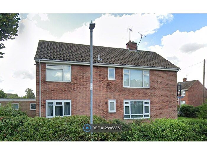 2 Bedroom Maisonette To Rent In Mount Pleasant Road, Bedworth, CV12