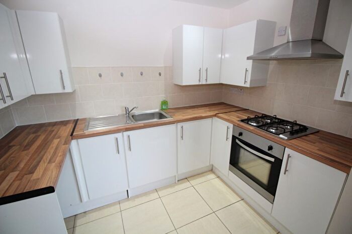 2 Bedroom Flat To Rent In Grange Lane, Gateacre, L25