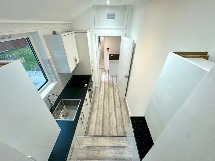 1 Bedroom Flat To Rent In Waylen Street, Reading, RG1