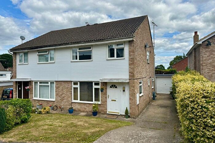 3 Bedroom Semi-Detached House For Sale In Yaverland Drive, Bagshot, GU19