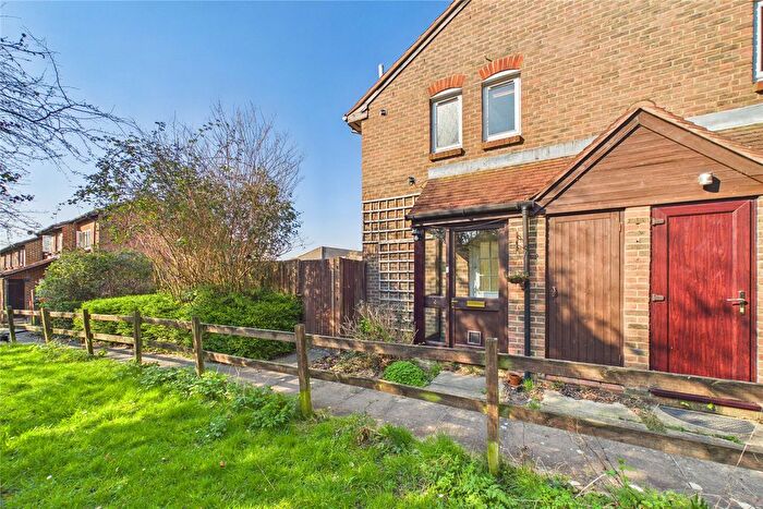 1 Bedroom End Of Terrace House For Sale In Cordelia Croft, Warfield, Berkshire, RG42