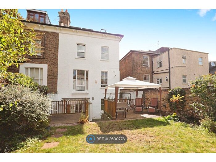 2 Bedroom Flat To Rent In Ranelagh Road, London, W5