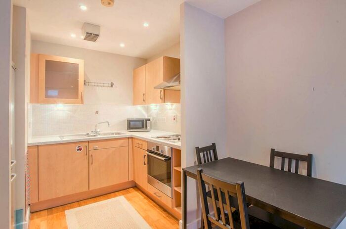 1 Bedroom Flat To Rent In Rosse Gardens, Hither Green, London, SE13