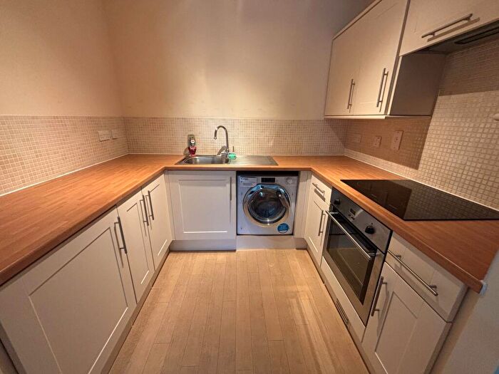 1 Bedroom Apartment To Rent In Metchley Rise, Birmingham, B17