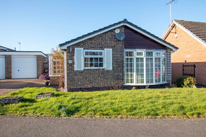 2 Bedroom Detached Bungalow For Sale In Bowden Avenue, Barlborough, S43