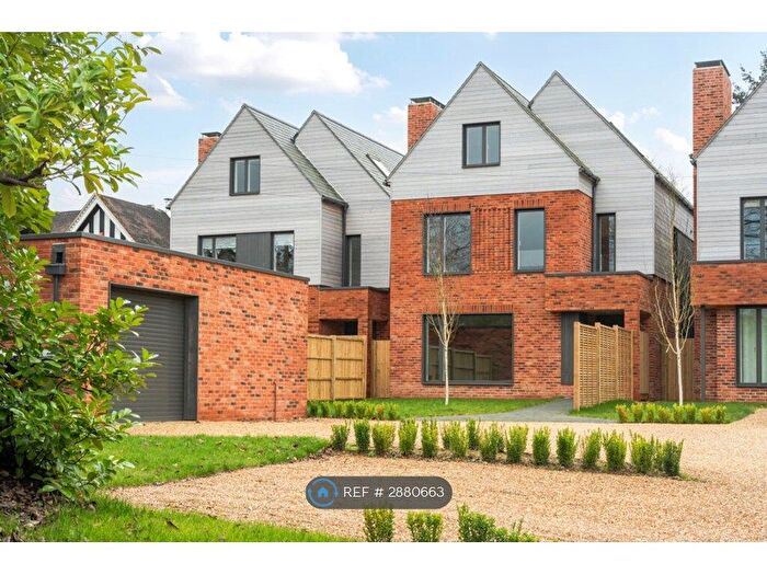 5 Bedroom Detached House To Rent In London Road, Liphook, GU30