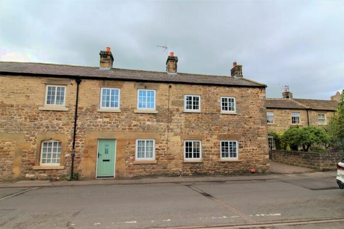 2 Bedroom End Of Terrace House To Rent In Red Lane, Masham, Ripon, HG4