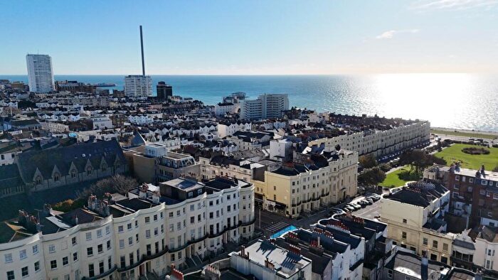 1 Bedroom Flat For Sale In Farm Road Hove, BN3