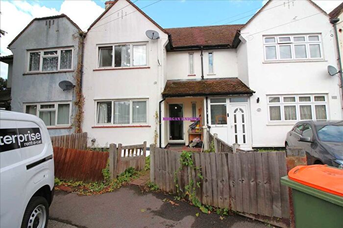 2 Bedroom Terraced House For Sale In Mathews Ave, East Ham, E6