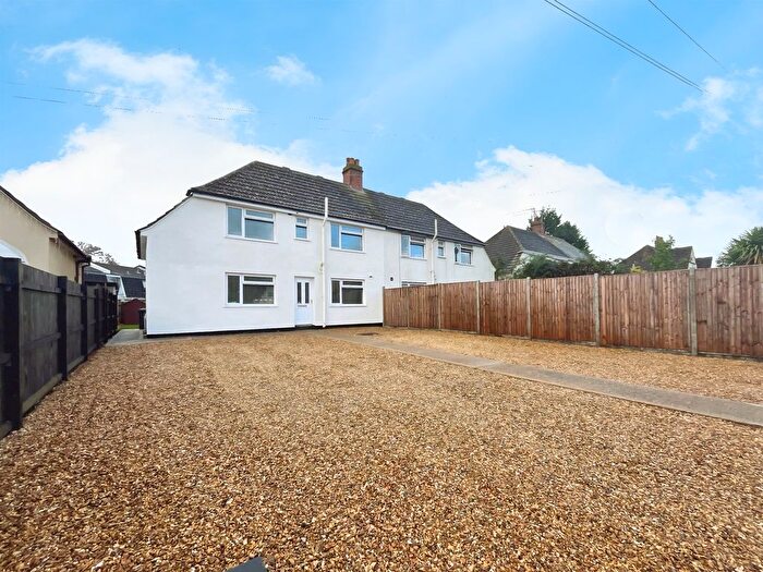 3 Bedroom Semi-detached House For Sale In The Avenue, Ramsey, Huntingdon, PE26