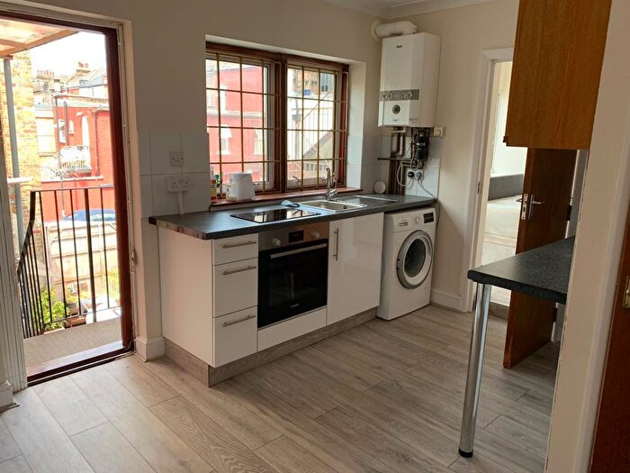 1 Bedroom Flat To Rent In Pemberton Road, London, N4