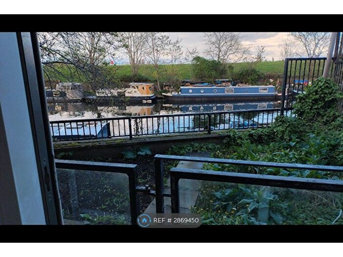 1 Bedroom Flat To Rent In Leabank View, London, N15