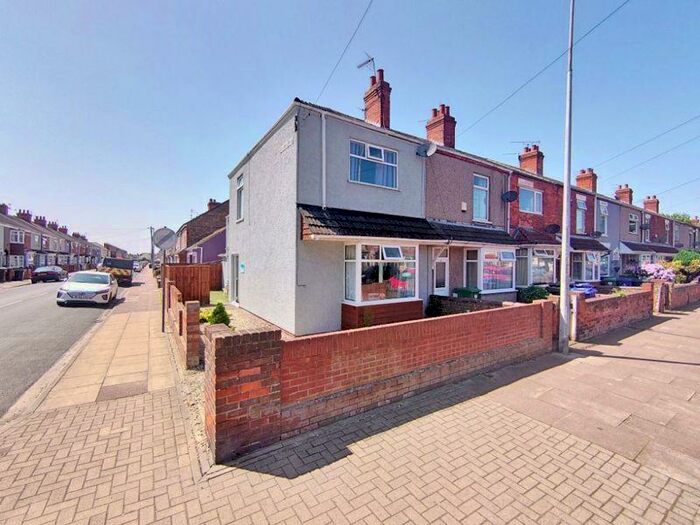 3 Bedroom End Of Terrace House To Rent In Humberstone Road, Grimsby, DN32