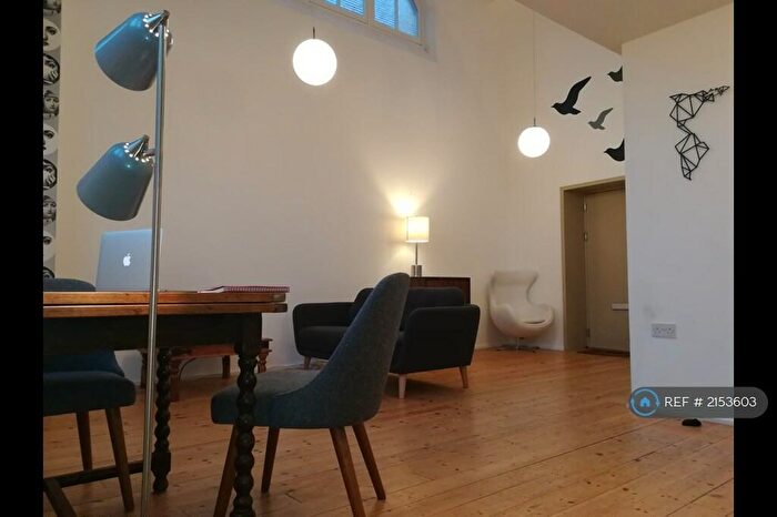 1 Bedroom Maisonette To Rent In Schoolhouse Yard, London, SE18