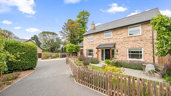 4 Bedroom Detached House For Sale In Hall Lane, Burgh Le Marsh, PE24