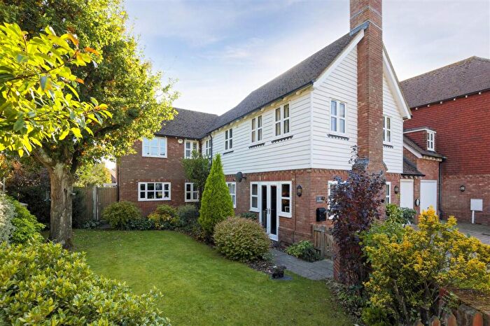 4 Bedroom Detached House For Sale In Alegria, Baldwins Place, Harrietsham, ME17