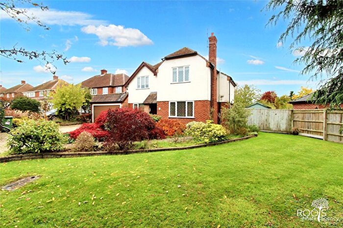 3 Bedroom Detached House For Sale In Bowling Green Road, Thatcham, West Berkshire, RG18