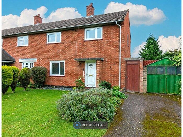 3 Bedroom Terraced House To Rent In Whitehicks, Letchworth Garden City, SG6