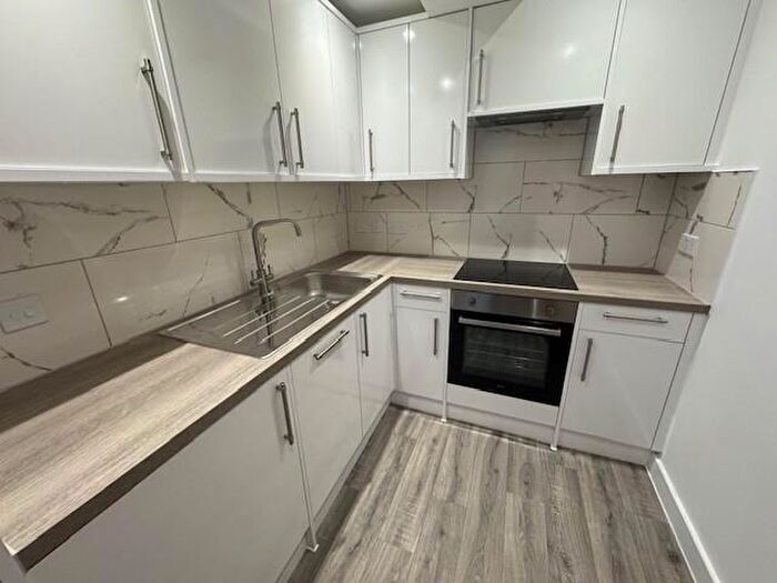 2 Bedroom Flat To Rent In Sandgate Road, Folkestone, CT20