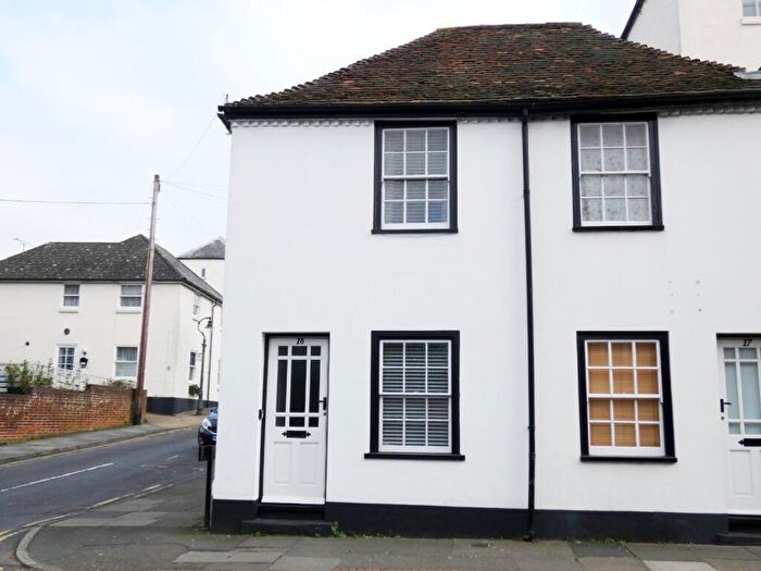 2 Bedroom House To Rent In Oaten Hill, Canterbury, Kent, CT1